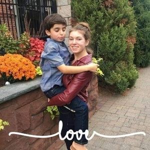 Meet your Posher, Lori